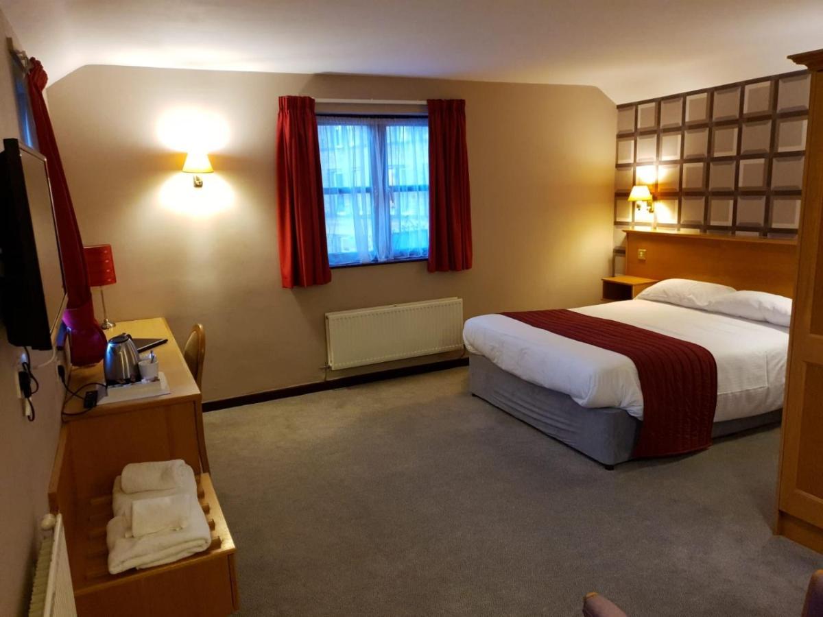 The County Lodge Карнфорт Экстерьер фото